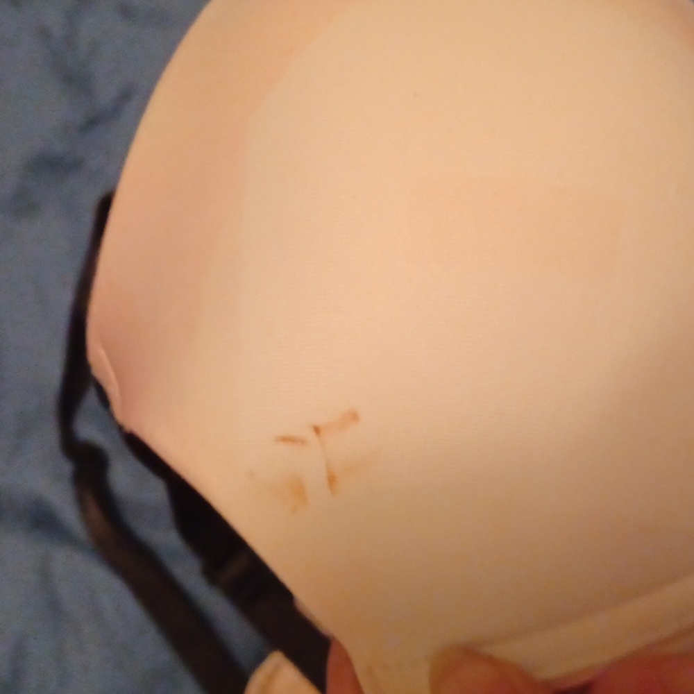 Pink bra - Picture 3 of 3